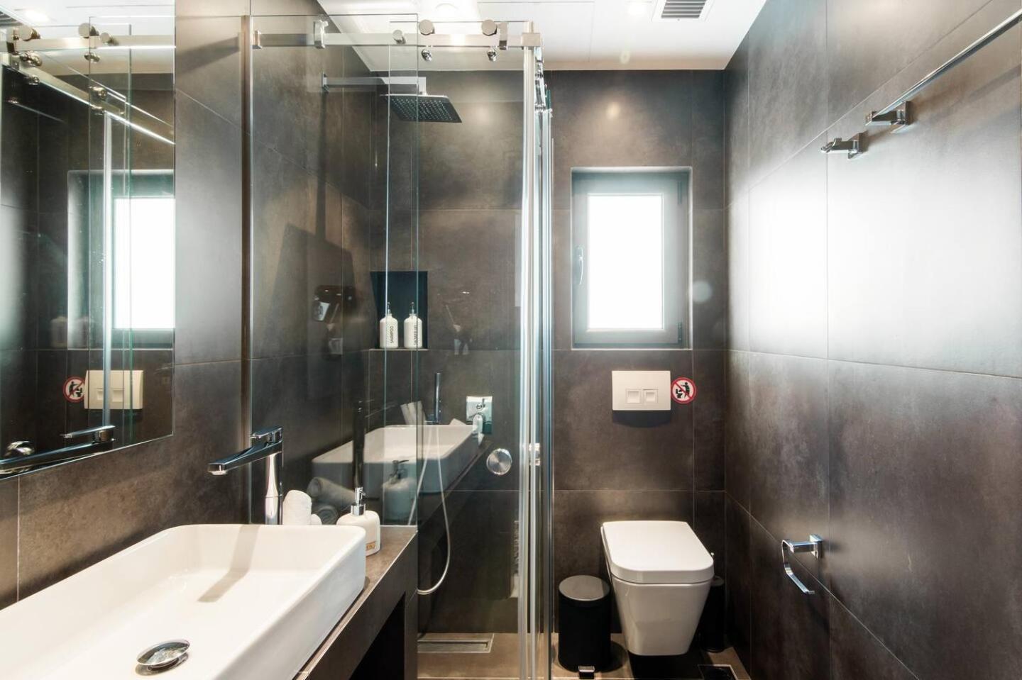 Ma Maison Nο 1, Penthouse, Acropolis And Lycabettus View, Ultra High Speed Internet 300 Mbps, 15' To Acropolis By Metro, 1' From Metro Station Athen Eksteriør bilde