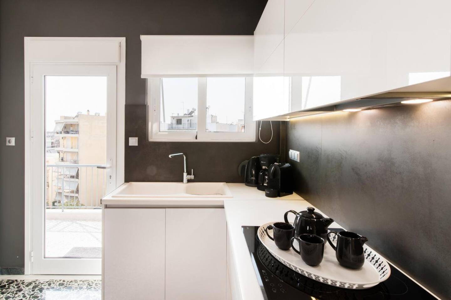 Ma Maison Nο 1, Penthouse, Acropolis And Lycabettus View, Ultra High Speed Internet 300 Mbps, 15' To Acropolis By Metro, 1' From Metro Station Athen Eksteriør bilde