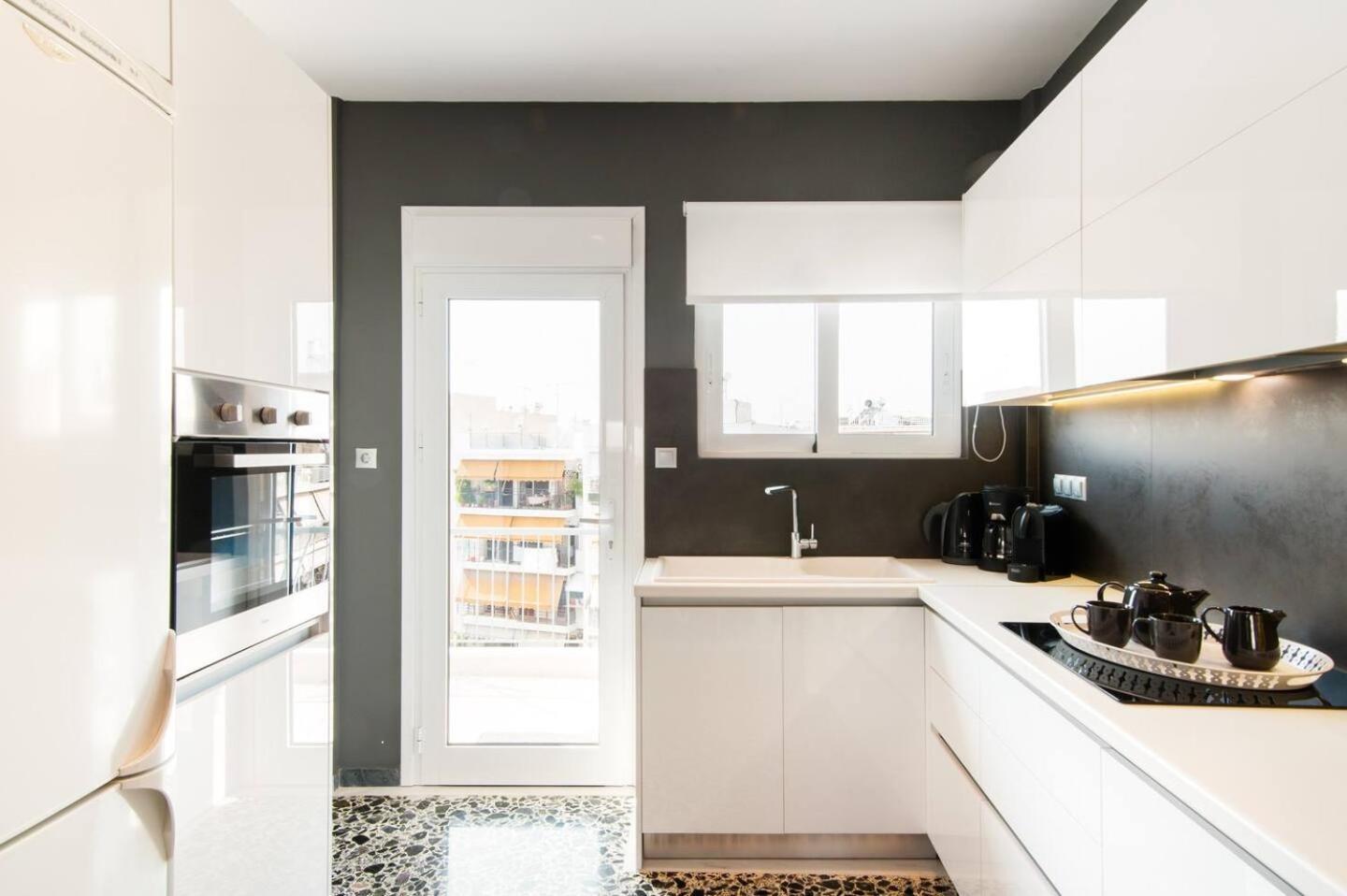 Ma Maison Nο 1, Penthouse, Acropolis And Lycabettus View, Ultra High Speed Internet 300 Mbps, 15' To Acropolis By Metro, 1' From Metro Station Athen Eksteriør bilde